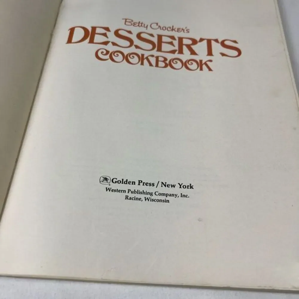 Betty Crocker's Desserts Cookbook Softcover 1978 Excellent Condition‎ Very RARE